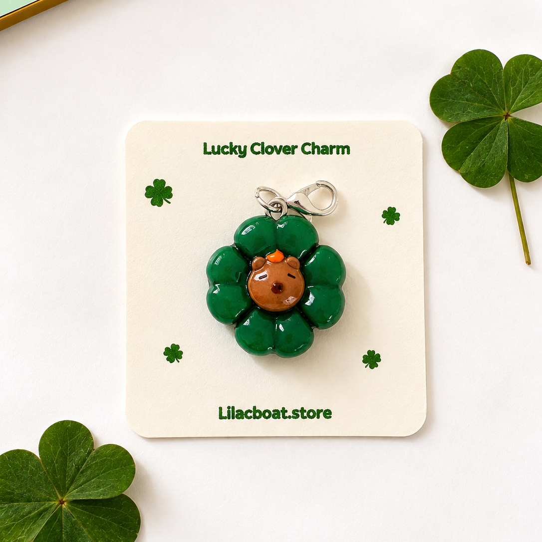 🍀 Lucky Clover Charm